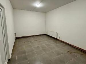 Pronájem skladu, Kladno - Dubí, Libušina, 350 m2