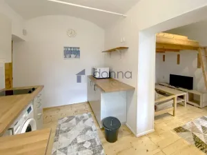 Pronájem bytu 1+1, Praha, Záběhlická, 25 m2