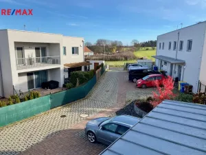 Pronájem rodinného domu, Mukařov - Srbín, Na Kopci, 103 m2