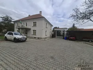 Pronájem bytu 2+1, Běloky, 100 m2