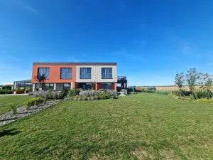 Pronájem rodinného domu, Praha, Ibišková, 180 m2