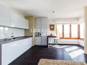 Pronájem bytu 2+kk, Praha - Smíchov, Na Císařce, 58 m2