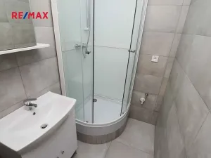 Pronájem bytu 2+kk, Praha - Vršovice, Vršovická, 45 m2