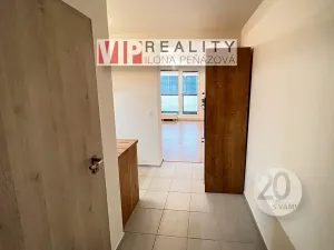 Pronájem bytu 1+kk, Rosice, Na Vyhlídce, 28 m2