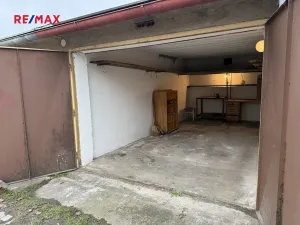 Prodej garáže, Hradec Králové, 18 m2