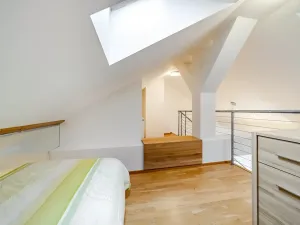 Pronájem bytu 3+kk, Praha - Nové Město, Trojická, 72 m2