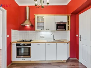 Prodej bytu 4+1, Karlovy Vary, Ondříčkova, 87 m2