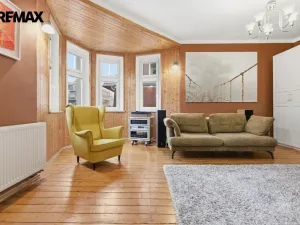 Prodej bytu 4+1, Karlovy Vary, Ondříčkova, 87 m2