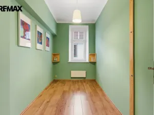 Prodej bytu 4+1, Karlovy Vary, Ondříčkova, 87 m2