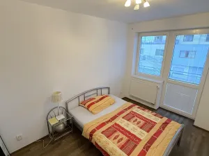 Pronájem bytu 2+kk, Praha, Tvrdonická, 48 m2