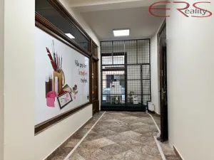 Pronájem obchodního prostoru, Jablonec nad Nisou, Antonína Chvojky, 42 m2