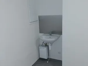 Pronájem obchodního prostoru, Praha - Holešovice, Františka Křížka, 90 m2