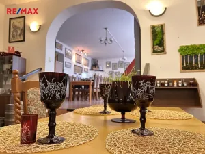 Pronájem restaurace, Praha - Újezd nad Lesy, Hodkovská, 190 m2