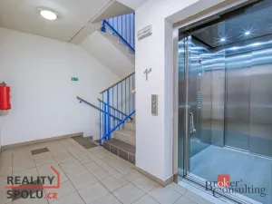 Prodej bytu 2+kk, Praha - Nusle, Kloboučnická, 54 m2