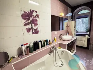 Pronájem bytu 2+kk, Včelná, 79 m2