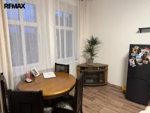 Pronájem bytu 3+kk, Karlovy Vary - Dvory, Chebská, 60 m2