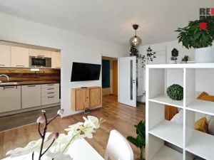 Prodej bytu 2+1, Praha - Letňany, Vratimovská, 47 m2