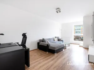 Pronájem bytu 2+1, Praha, Hornoměcholupská, 53 m2