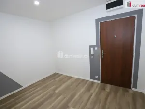 Pronájem bytu 2+kk, Karlovy Vary - Drahovice, Vrchlického, 56 m2