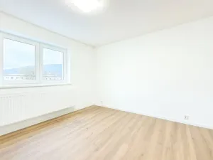 Pronájem bytu 2+kk, Ústí nad Labem, Všebořická, 60 m2