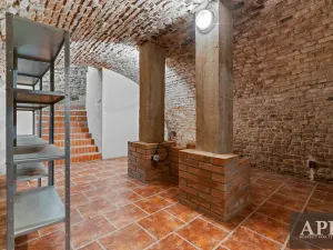 Prodej obchodního prostoru, Uherský Brod, Masarykovo nám., 275 m2