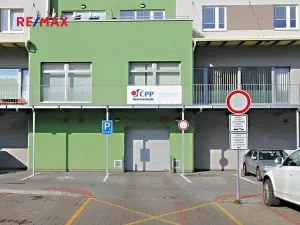 Pronájem garážového stání, Kolín, Antonína Dvořáka, 12 m2