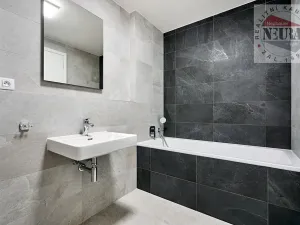 Pronájem bytu 2+kk, Praha - Holešovice, Jankovcova, 65 m2