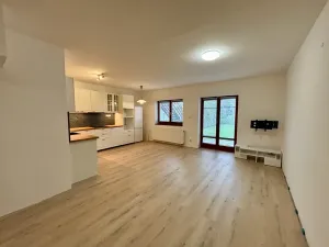 Prodej bytu 4+kk, Jesenice, Za Rybníkem, 104 m2
