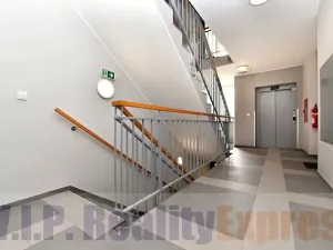 Prodej bytu 3+kk, Praha - Kyje, Břeclavská, 70 m2