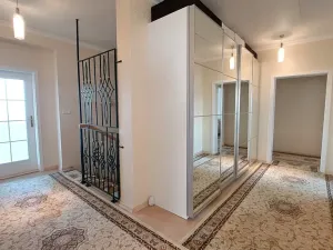 Prodej vily, Svárov, Ptická, 326 m2