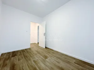 Pronájem bytu 2+kk, Praha, U pramene, 46 m2