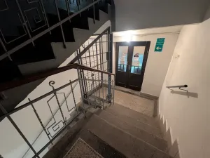 Pronájem komerční nemovitosti, Praha - Bubeneč, Sochařská, 55 m2