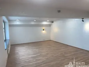 Pronájem komerční nemovitosti, Praha - Vinohrady, Chrudimská, 360 m2