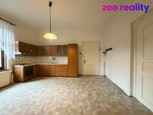 Prodej rodinného domu, Chomutov, Legionářská, 200 m2