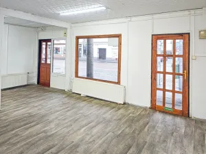 Pronájem obchodního prostoru, Pardubice - Zelené Předměstí, Jana Palacha, 31 m2