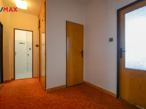 Prodej bytu 3+1, Pardubice - Ohrazenice, Marie Majerové, 74 m2