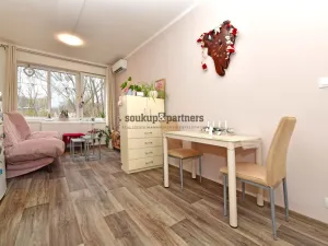 Pronájem bytu 2+kk, Praha - Velká Chuchle, Strakonická, 55 m2