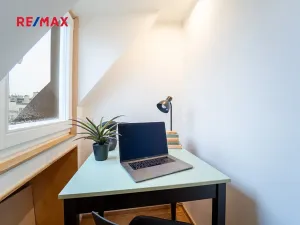 Prodej bytu 1+kk, Praha - Holešovice, Veverkova, 40 m2