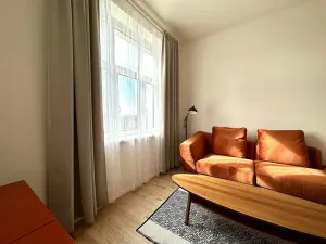 Pronájem bytu 3+kk, Praha, Zenklova, 58 m2