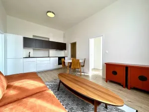 Pronájem bytu 3+kk, Praha, Zenklova, 58 m2