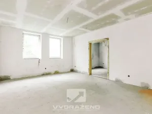 Prodej bytu 4+kk, Černov, 95 m2