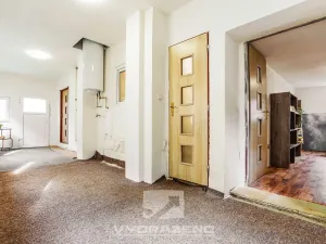 Prodej bytu 3+kk, Černov, 146 m2