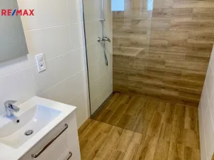 Pronájem rodinného domu, Mukařov - Srbín, Heřmánková, 127 m2