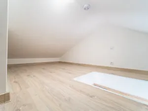 Pronájem bytu 2+kk, Praha - Libeň, Pod Labuťkou, 52 m2