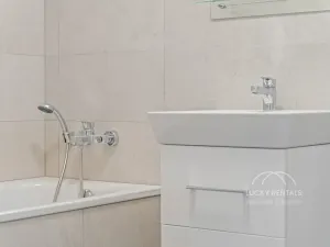 Pronájem bytu 2+kk, Praha - Chodov, Líbalova, 47 m2