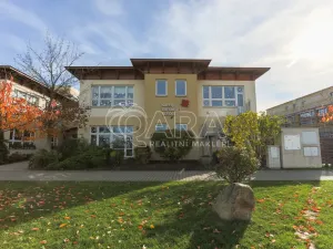 Prodej rodinného domu, Jesenice, Papoušková, 695 m2