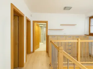 Pronájem kanceláře, Praha, 121 m2