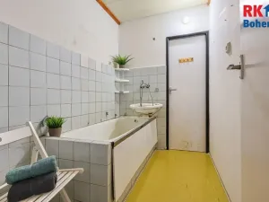 Pronájem bytu 3+1, Praha - Kobylisy, Šiškova, 68 m2