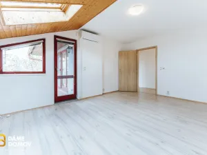 Prodej rodinného domu, Pohořelice, Školní, 350 m2