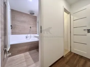 Pronájem bytu 2+kk, Praha - Kobylisy, Jelínkova, 50 m2